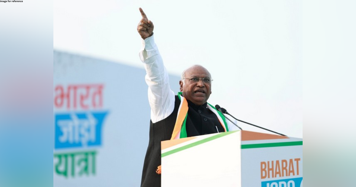 Kharge distances himself from Digvijaya Singh's remarks on surgical strikes